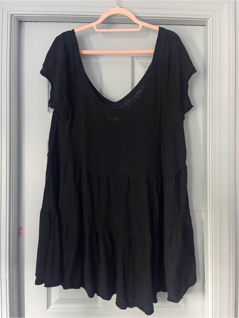 We The Free Black Tiered V-Neck Tunic Top - Picture 3 of 3